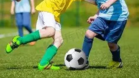 《蒂亚戈揭秘：瓜迪奥拉的足球艺术是秩序之舞，克洛普的狂放乐章则是自信之魂》